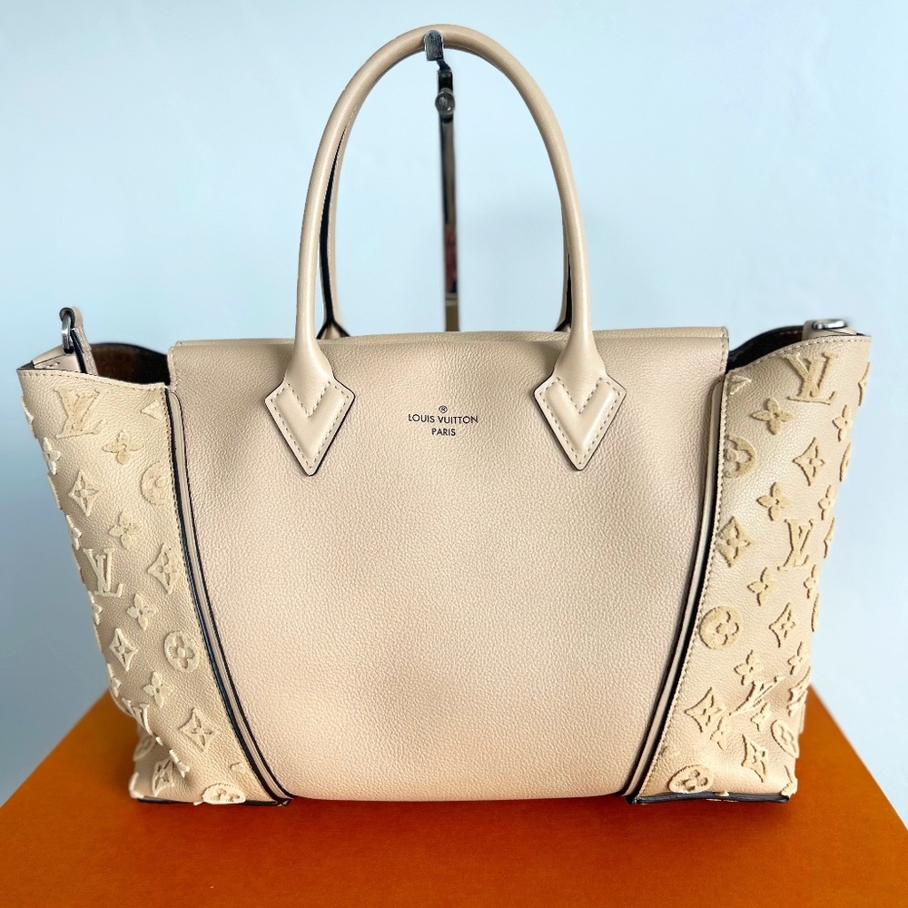 Louis Vuitton Veau Cachemire Tote W PM